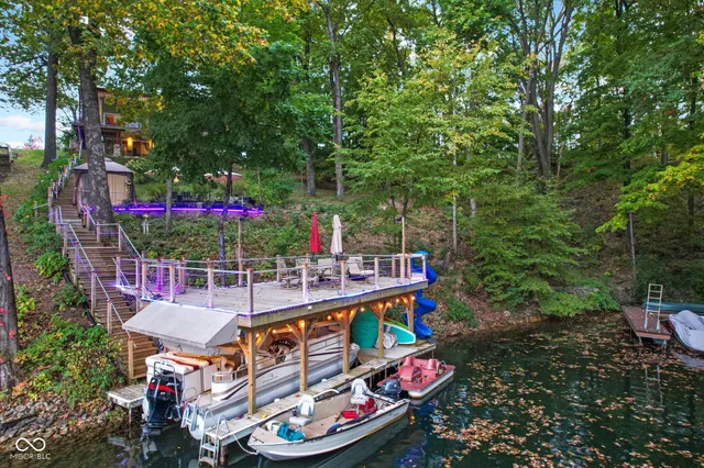 $849,600 | 7437 Center Lake Road, Nineveh, IN 46164