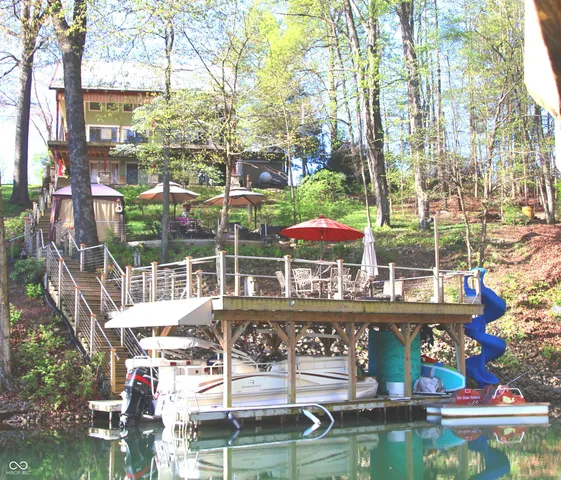 $849,600 | 7437 Center Lake Road, Nineveh, IN 46164