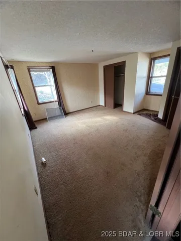 $230,000 | 28 H And A Lane, Roach, MO 65787