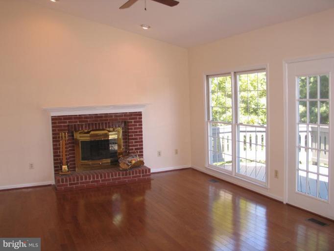 8016 Craddock Road Greenbelt, MD 20770 - Photo 13 of 30 Family Room #2