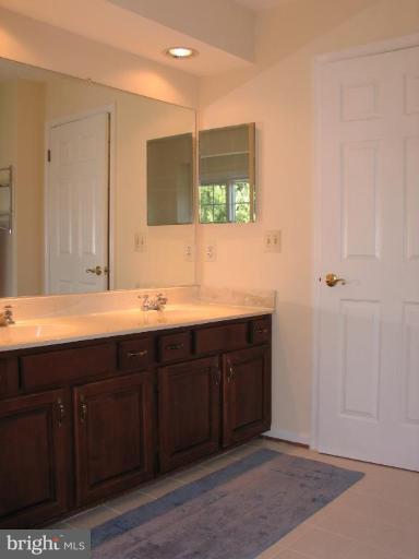 8016 Craddock Road Greenbelt, MD 20770 - Photo 18 of 30 Master Bath #2
