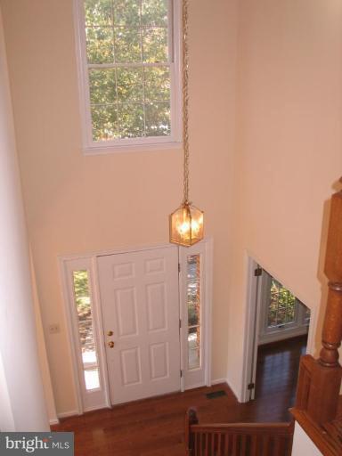 8016 Craddock Road Greenbelt, MD 20770 - Photo 25 of 30 Entrance / Foyer