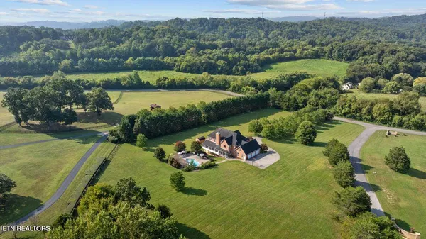 $2,399,000 | 2120 Scott Lane, Knoxville, TN 37922