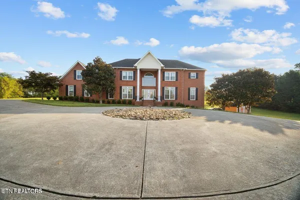 $2,399,000 | 2120 Scott Lane, Knoxville, TN 37922