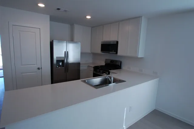 $1,950 | 16219 Domestic Dove Way, Hockley, TX 77447