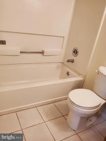 $1,750 | 1002 Spring Gate Road, Unit 2C, Baltimore, MD 21228