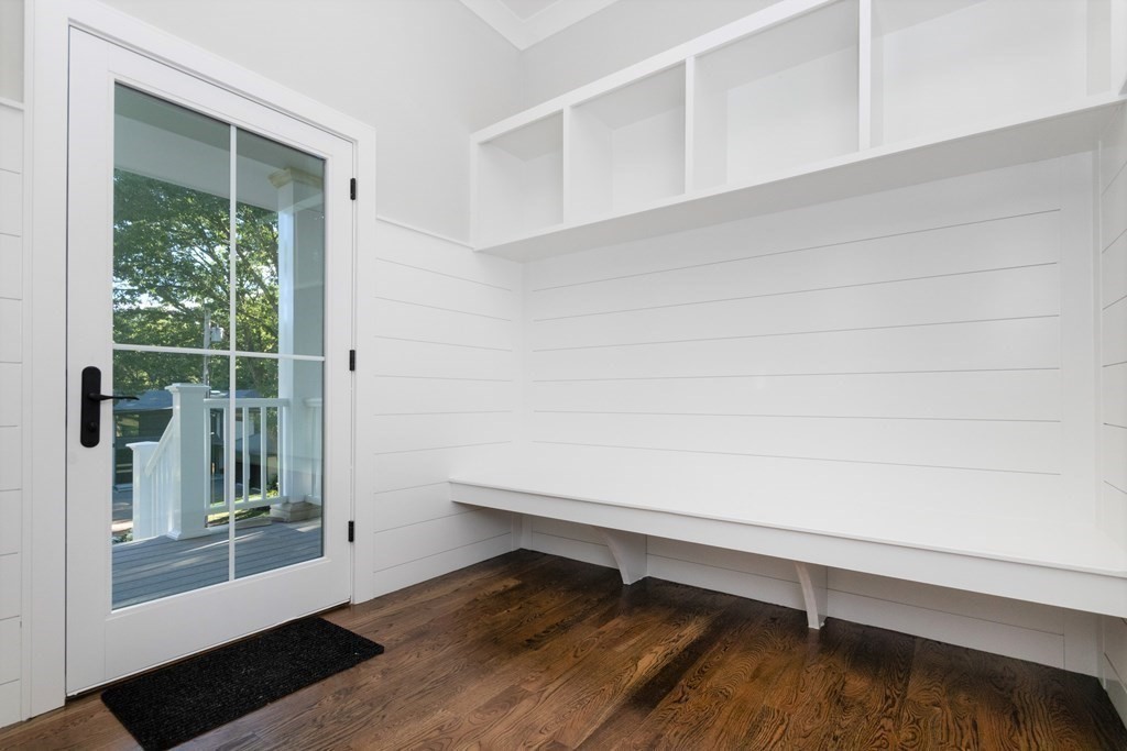 21 Sturbridge Road Wellesley, MA 02481 - Photo 12 of 40