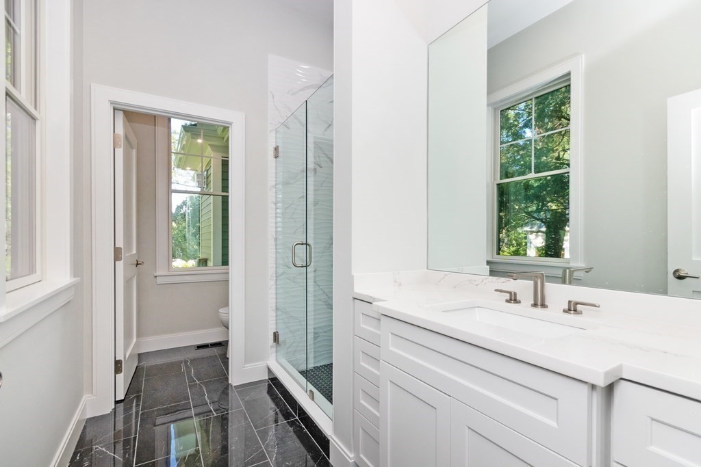21 Sturbridge Road Wellesley, MA 02481 - Photo 26 of 40