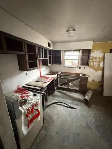 $67,000 | 460 Fox Valley Drive, Memphis, TN 38127