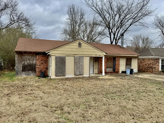 $67,000 | 460 Fox Valley Drive, Memphis, TN 38127