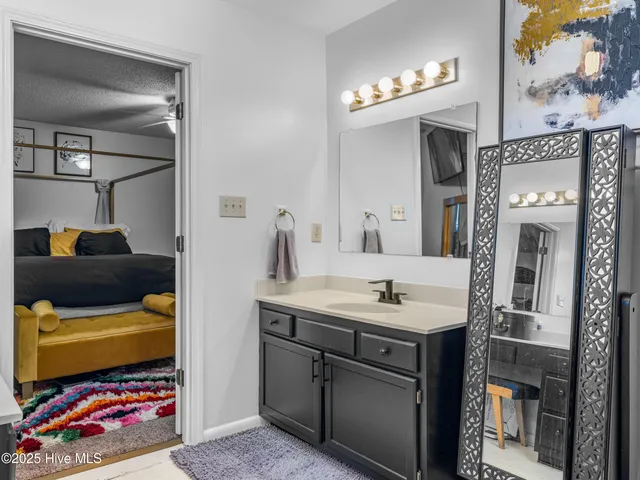 $269,500 | 2002 Colony Plaza, Jacksonville, NC 28546