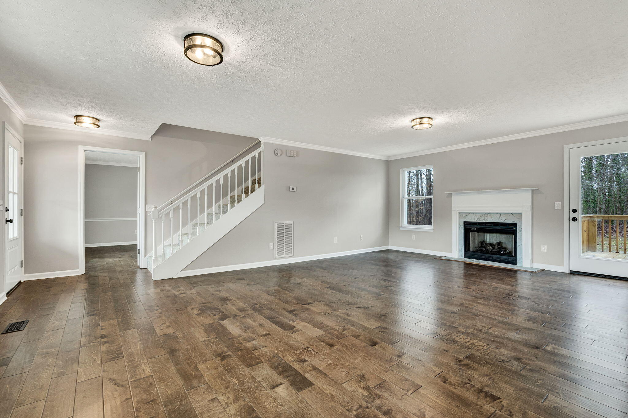 202 Spring Valley Lane Ringgold, GA 30736 - Photo 4 of 27 Living Room
