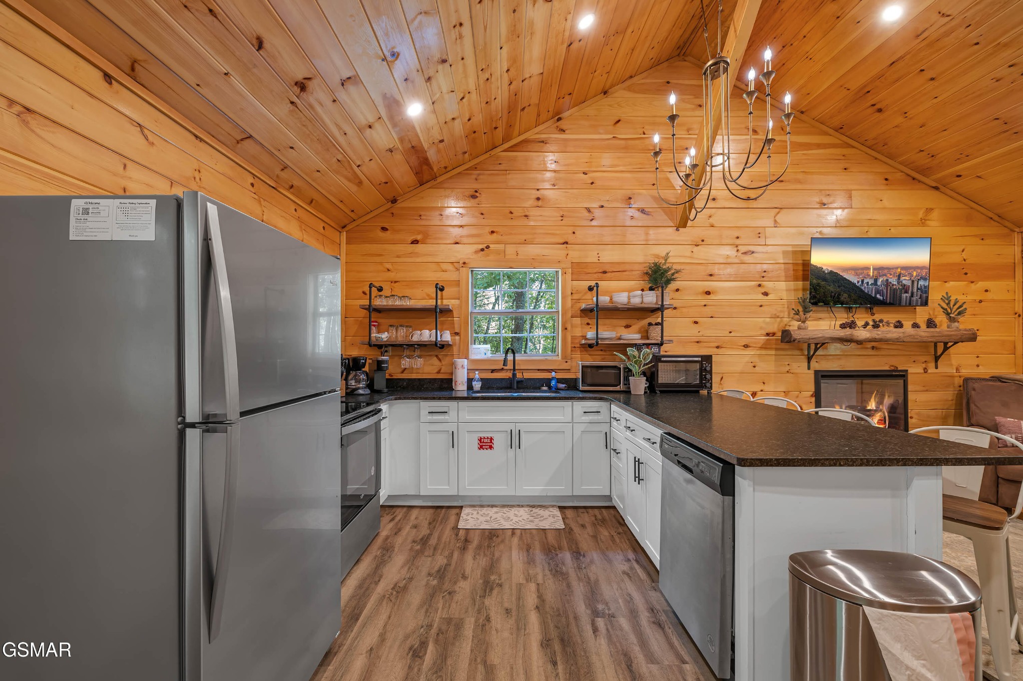 4081 Henry Town Road Sevierville, TN 37876 - Photo 2 of 21 Gallery Image 2
