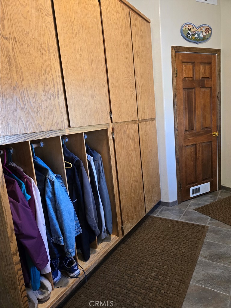 1014 Dusty Road Frazier Park, CA 93225 - Photo 35 of 40 a view of walk in closet with clothes