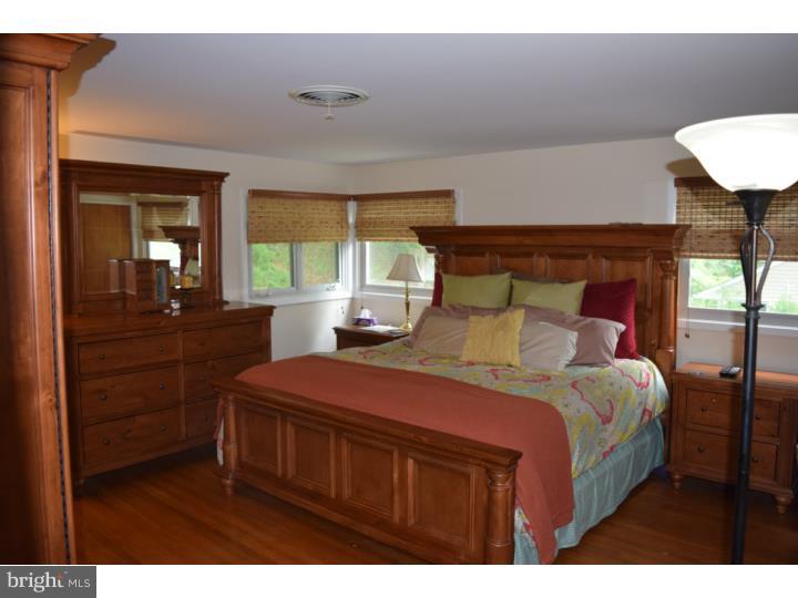 480 Howellville Road Berwyn, PA 19312 - Photo 8 of 25 Bedroom - Main