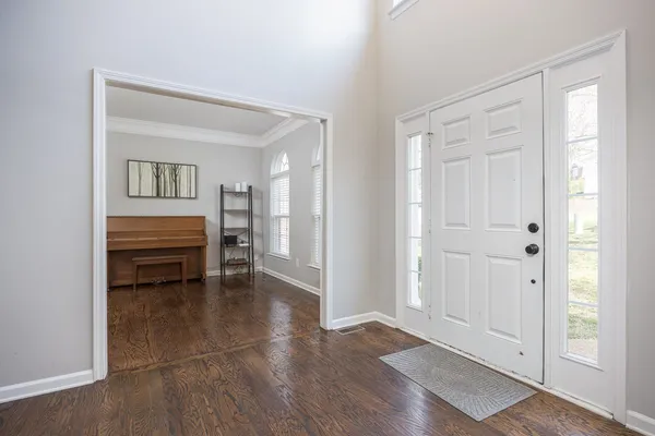 $3,300 | 808 Glenavon Court, Nashville, TN 37220