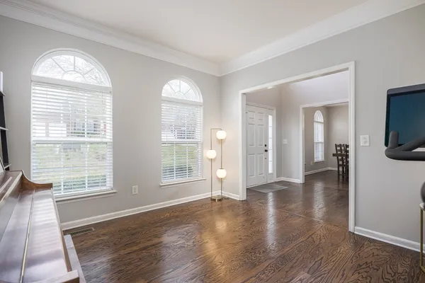 $3,300 | 808 Glenavon Court, Nashville, TN 37220