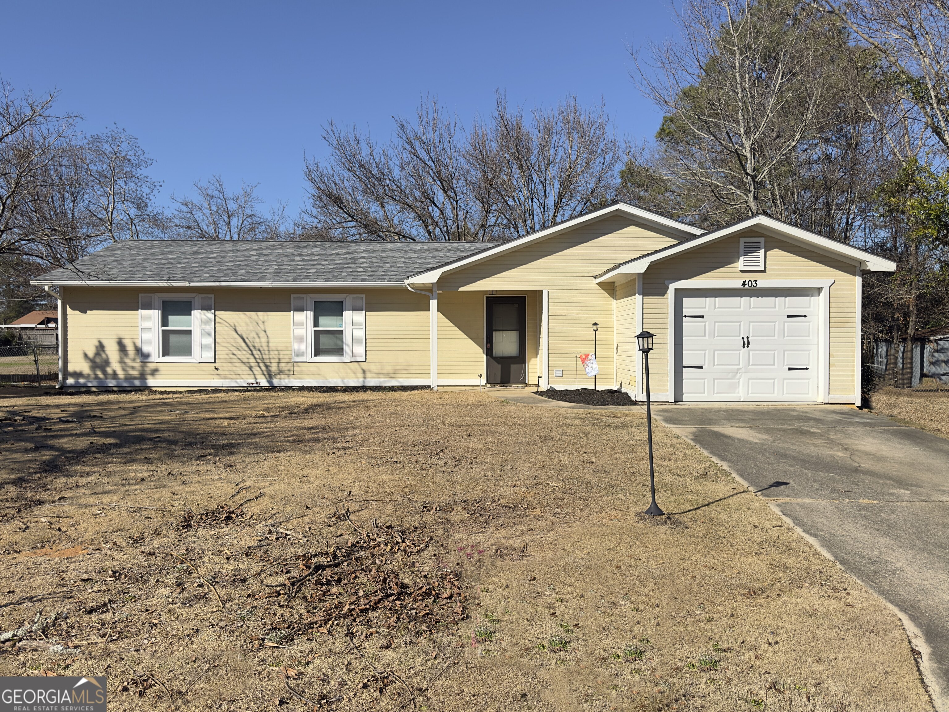 403 Fieldstone Road Warner Robins, GA 31093 - Photo 2 of 35