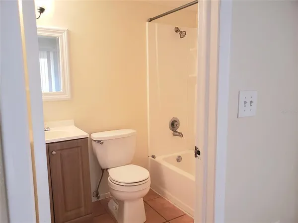 $1,099 | 7100 Waterside Drive, Tampa, FL 33617
