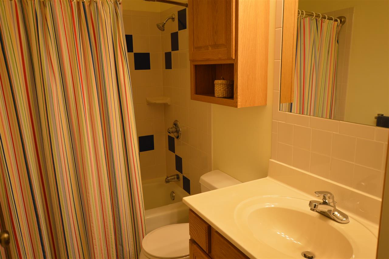 602 Bloomfield Road Traverse City, MI 49686 - Photo 41 of 67 1831156-40.JPG