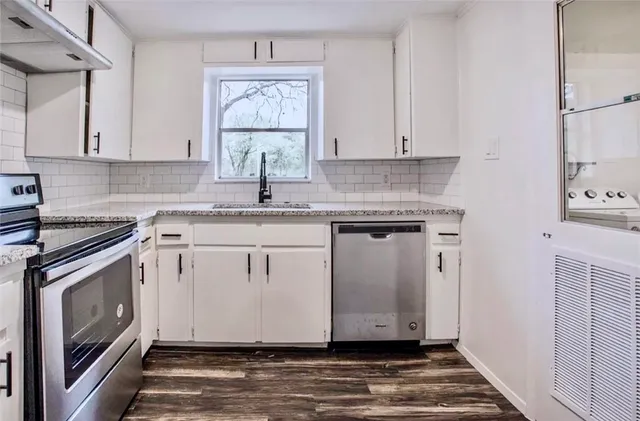 $1,995 | 8308 Peaceful Hill Lane, Unit A, Austin, TX 78748