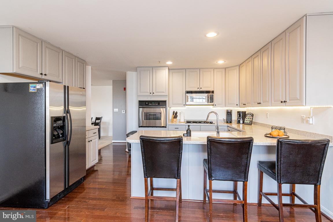 4800 Coyle Road, Unit 506 Owings Mills, MD 21117 - Photo 16 of 24 Kitchen Island