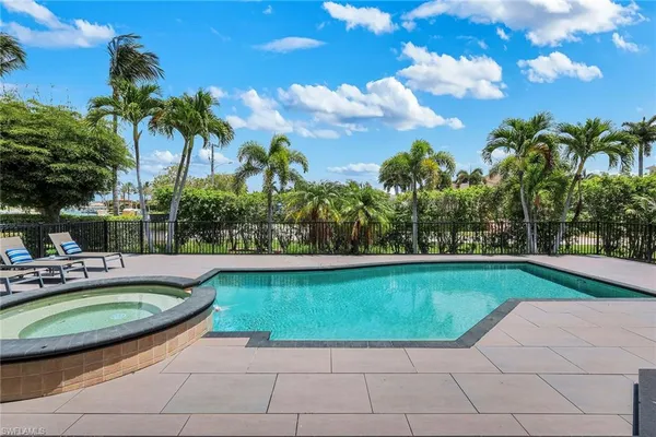 $3,900,000 | 1578 South Barfield Court, Marco Island, FL 34145