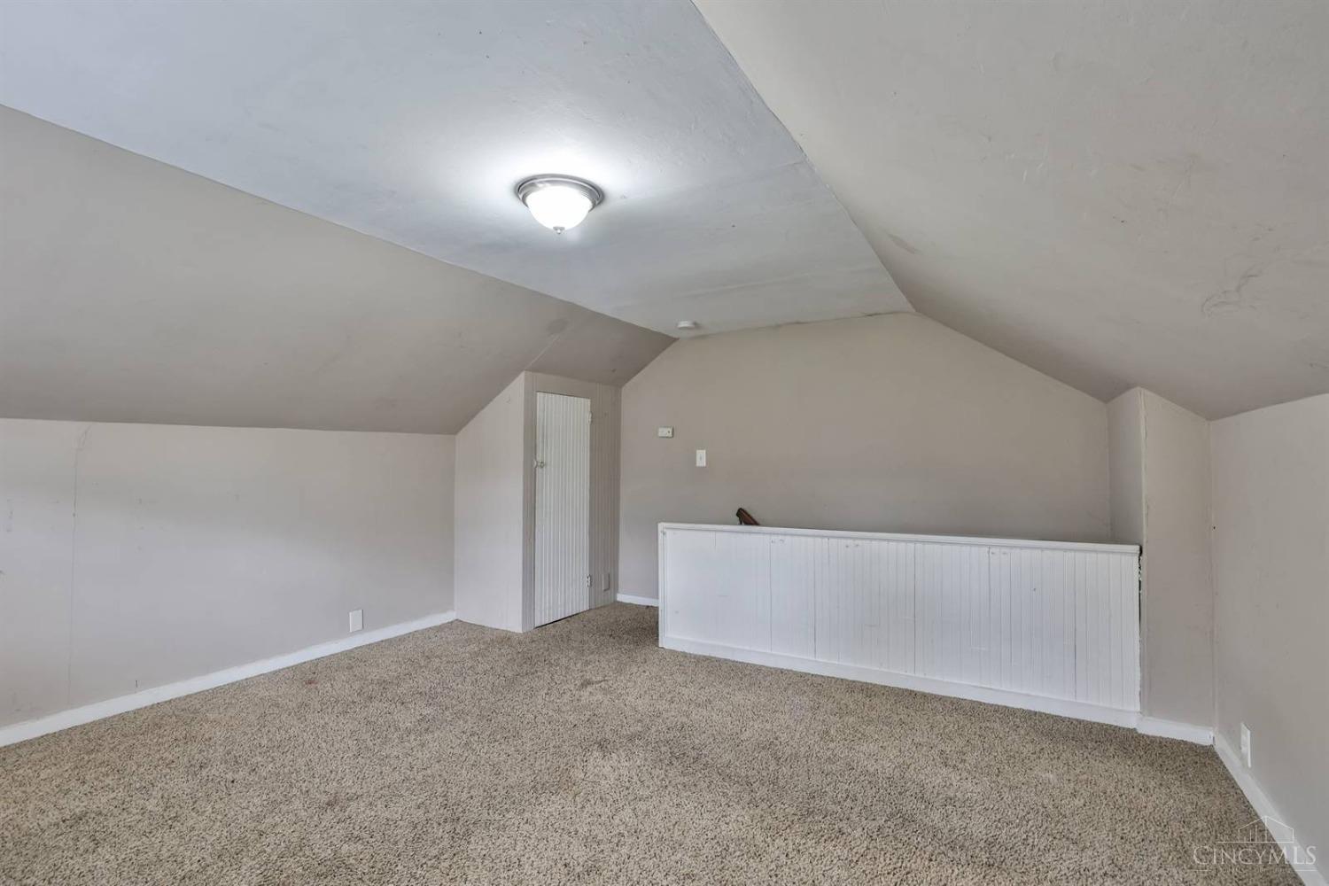 1725 Compton Road Cincinnati, OH 45231 - Photo 25 of 34 Gallery Image 25