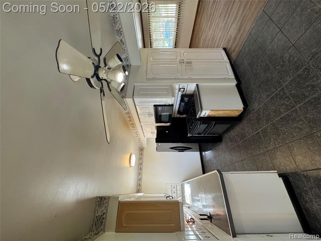 31263 Hayes Road Warren, MI 48088 - Photo 15 of 31