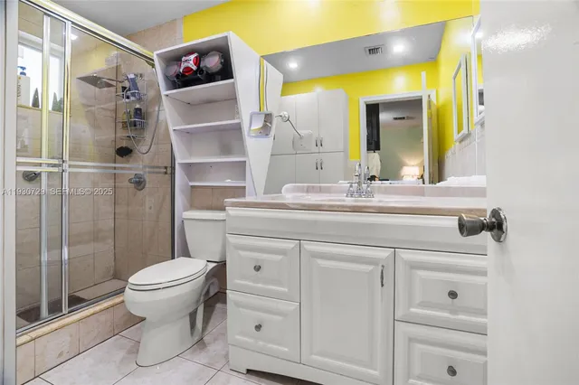 $480,000 | 5297 Northwest 190th Lane, Miami Gardens, FL 33055