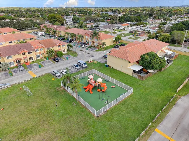 $480,000 | 5297 Northwest 190th Lane, Miami Gardens, FL 33055