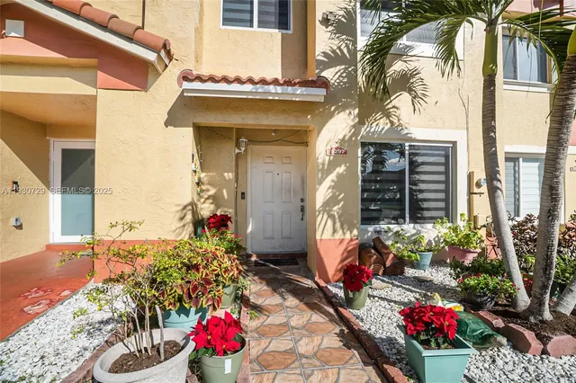 $480,000 | 5297 Northwest 190th Lane, Miami Gardens, FL 33055