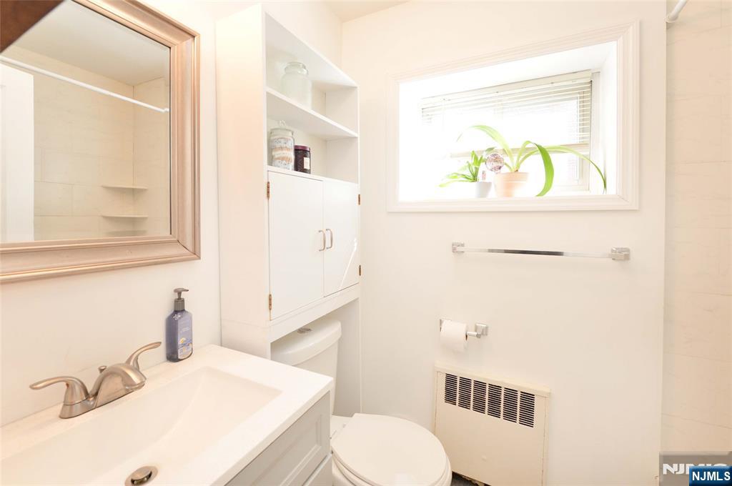 970 Main Street, Unit H2 Hackensack, NJ 07601 - Photo 13 of 19