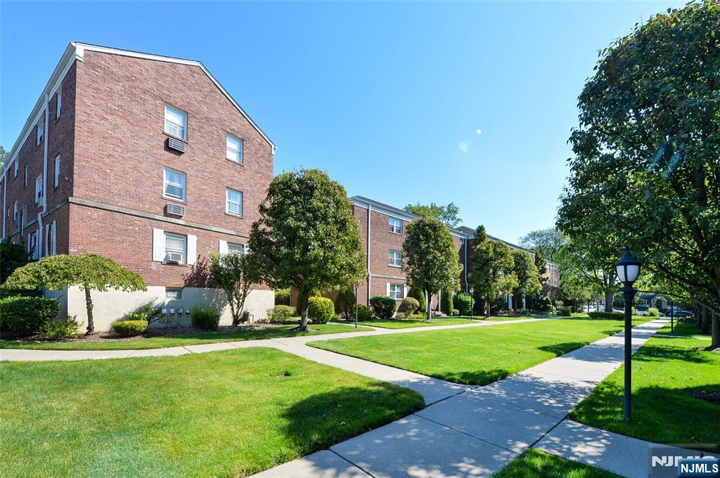 970 Main Street, Unit H2 Hackensack, NJ 07601 - Photo 19 of 19