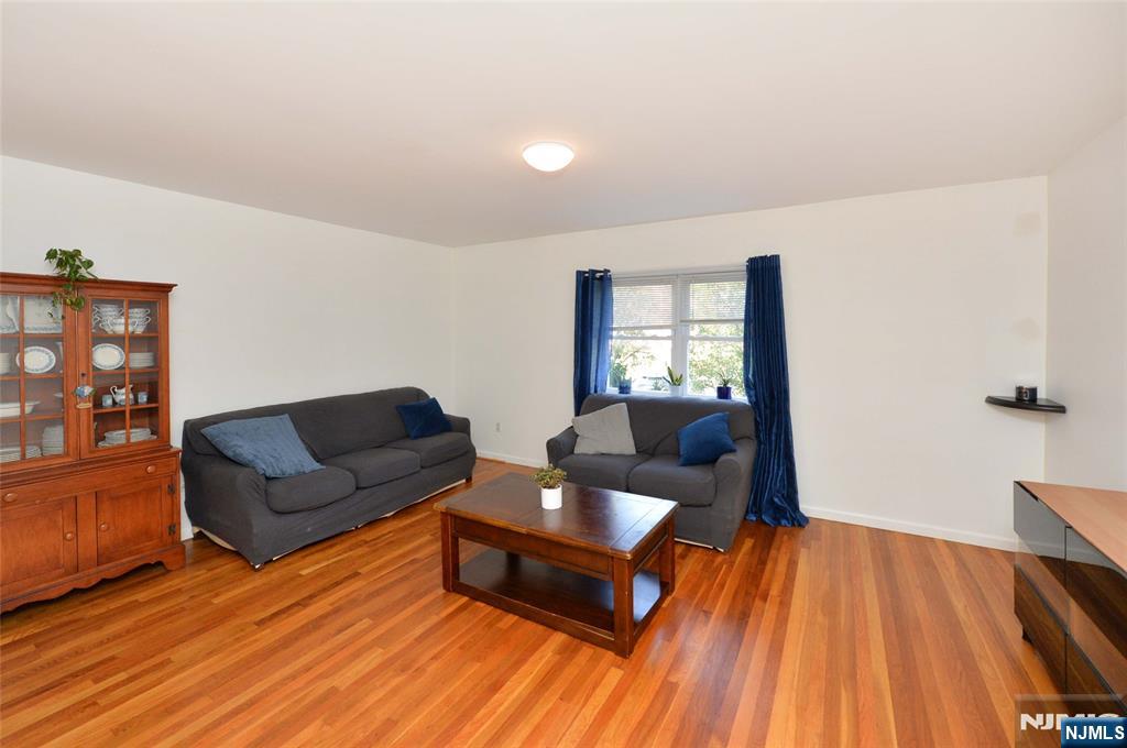 970 Main Street, Unit H2 Hackensack, NJ 07601 - Photo 4 of 19