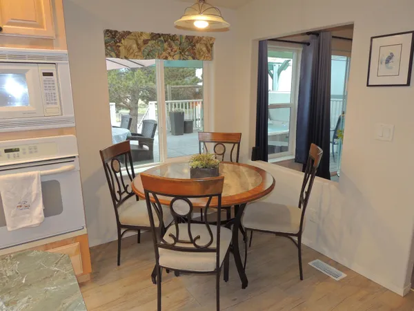 $485,000 | 42605 Doe Drive North, Davenport, WA 99122