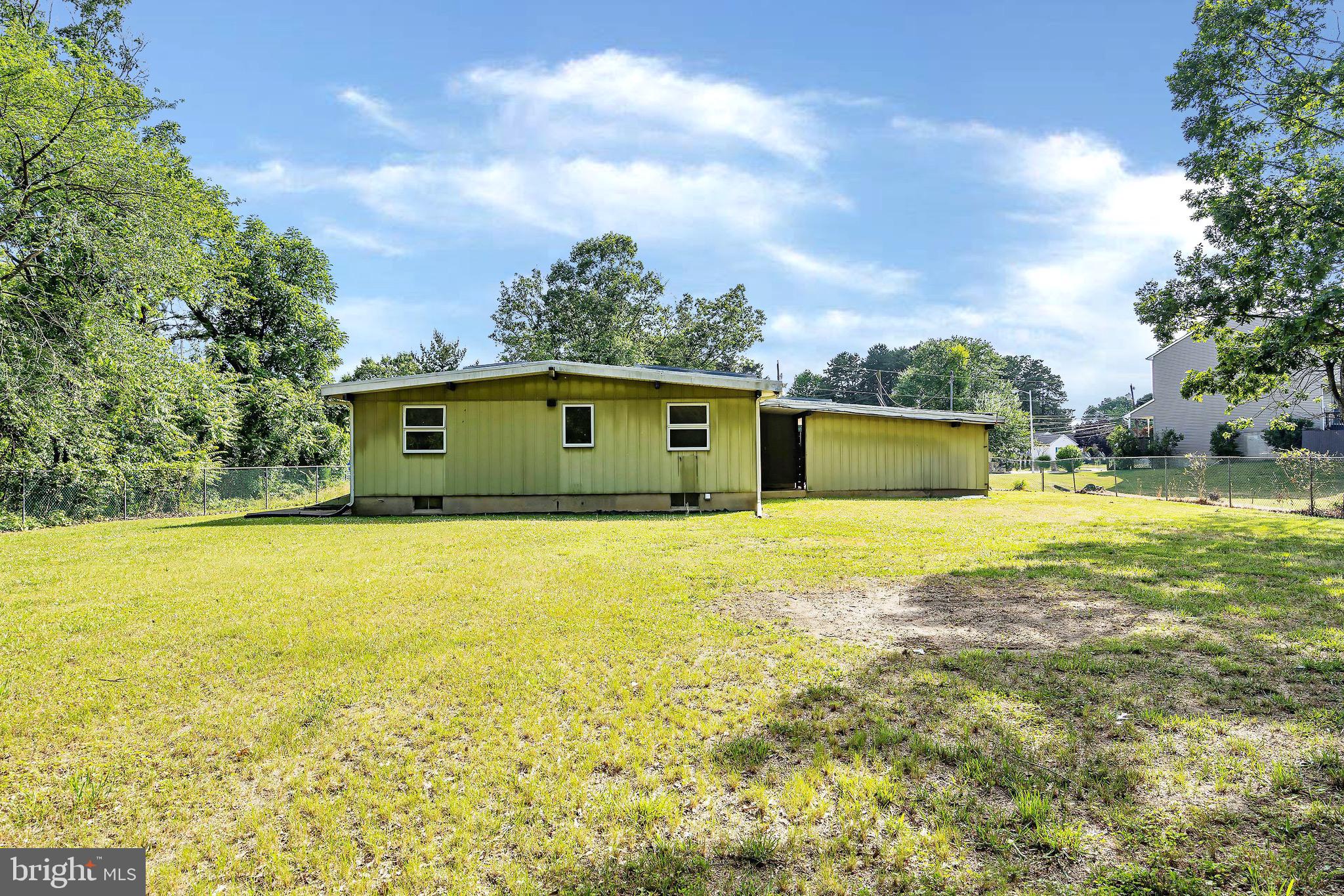 235 Hayes Mill Road Atco, NJ 08004 - Photo 3 of 25