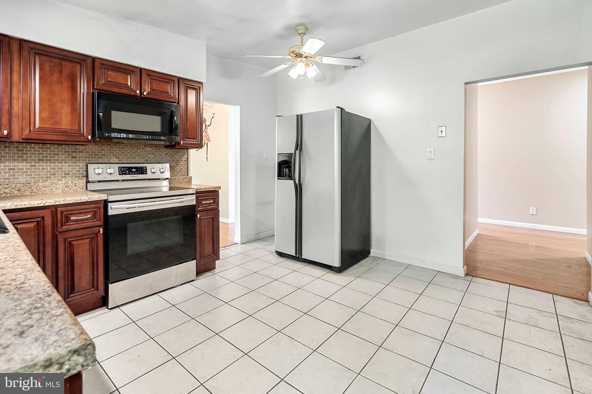 235 Hayes Mill Road Atco, NJ 08004 - Photo 5 of 25