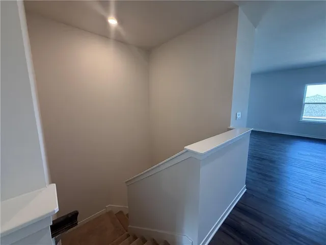 $329,990 | 2210 Crestview Court, Raymore, MO 64083