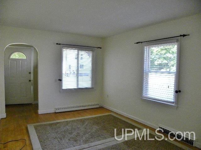 1809 Ridge Street Niagara, WI 54151 - Photo 5 of 8 Gallery Image 5