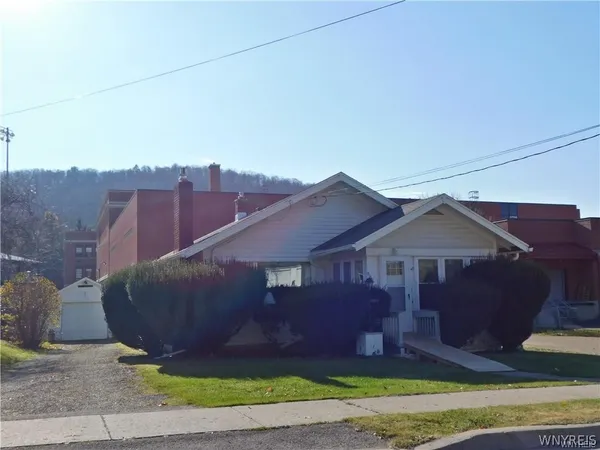 $850 | 172 Wellsville Street, Bolivar, NY 14715