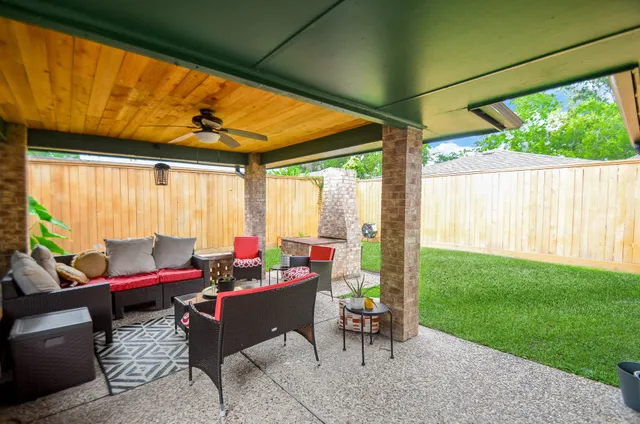 $3,875 | 4315 Fernwood Drive, Houston, TX 77021