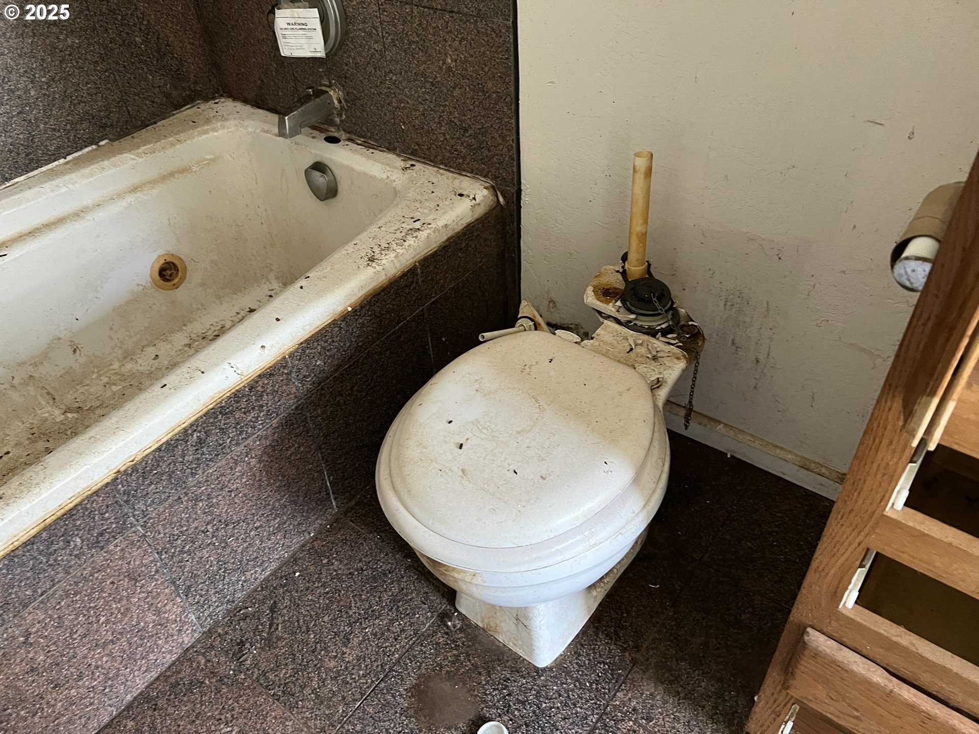 1032 Marina Heights Road Brookings, OR 97415 - Photo 22 of 43 a bathroom with a sink and mirror