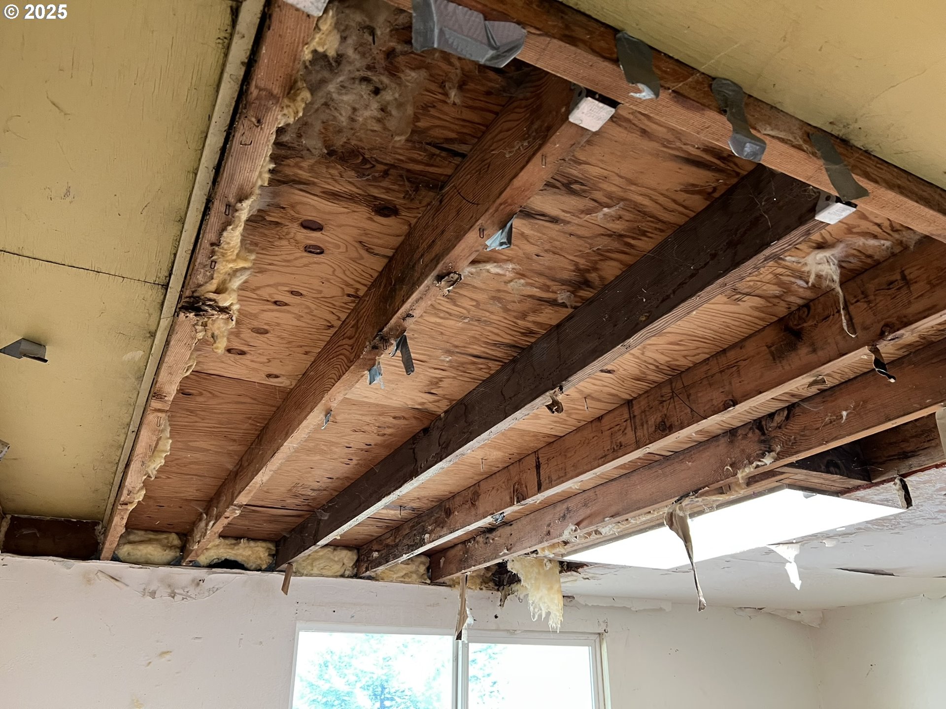 1032 Marina Heights Road Brookings, OR 97415 - Photo 27 of 43 a view of staircase and door