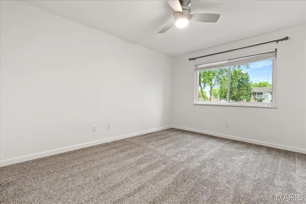 $114,900 | 1722 Gascony Parc Drive, Unit 1722, Lake St. Louis, MO 63367