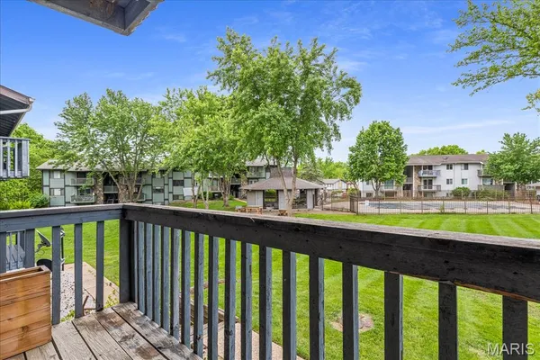 $114,900 | 1722 Gascony Parc Drive, Unit 1722, Lake St. Louis, MO 63367