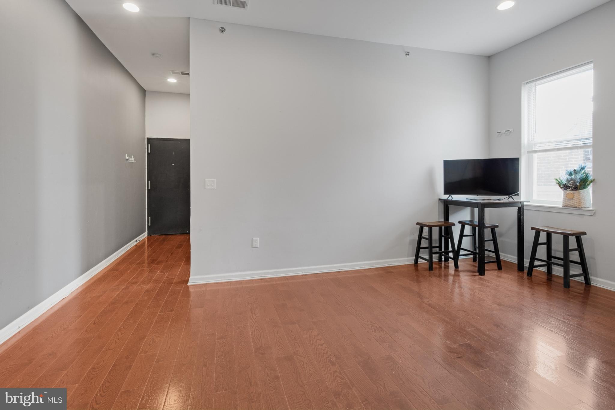 511 South Street, Unit 2 Philadelphia, PA 19147 - Photo 11 of 26