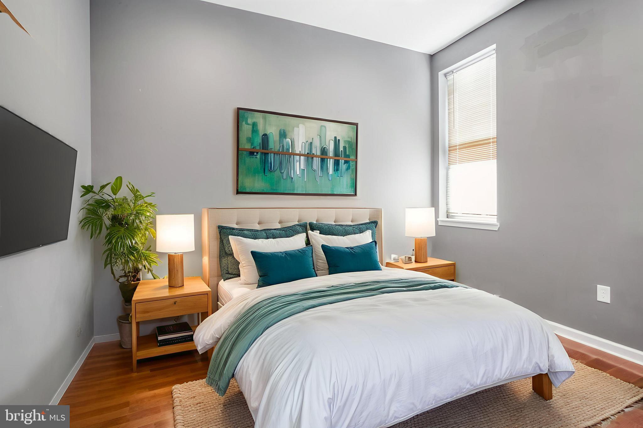 511 South Street, Unit 2 Philadelphia, PA 19147 - Photo 2 of 26