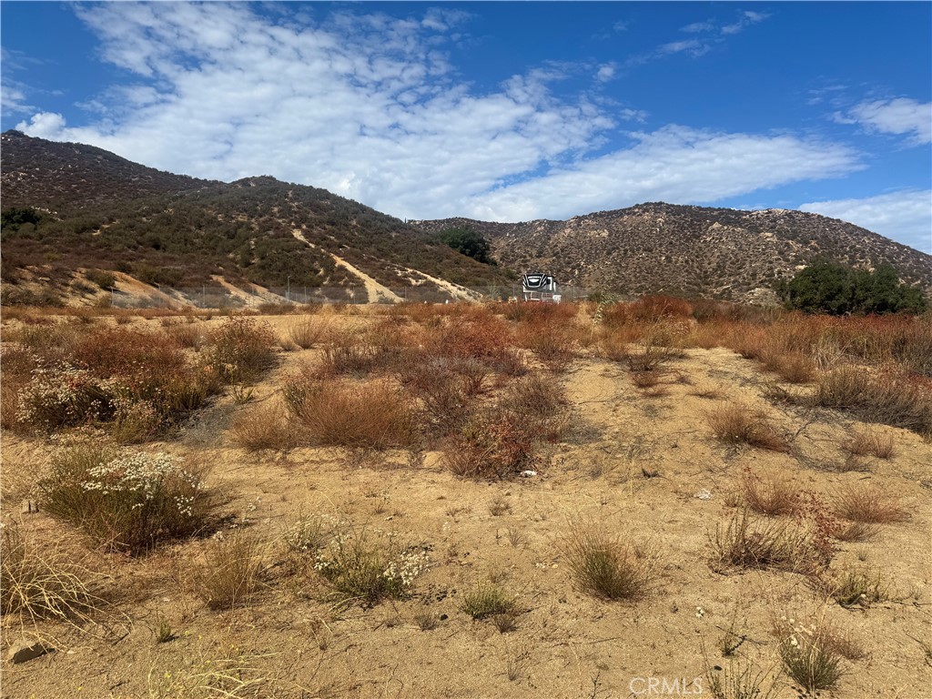 19081 Magnolia Menifee, CA 92584 - Photo 3 of 7 a view of mountain view