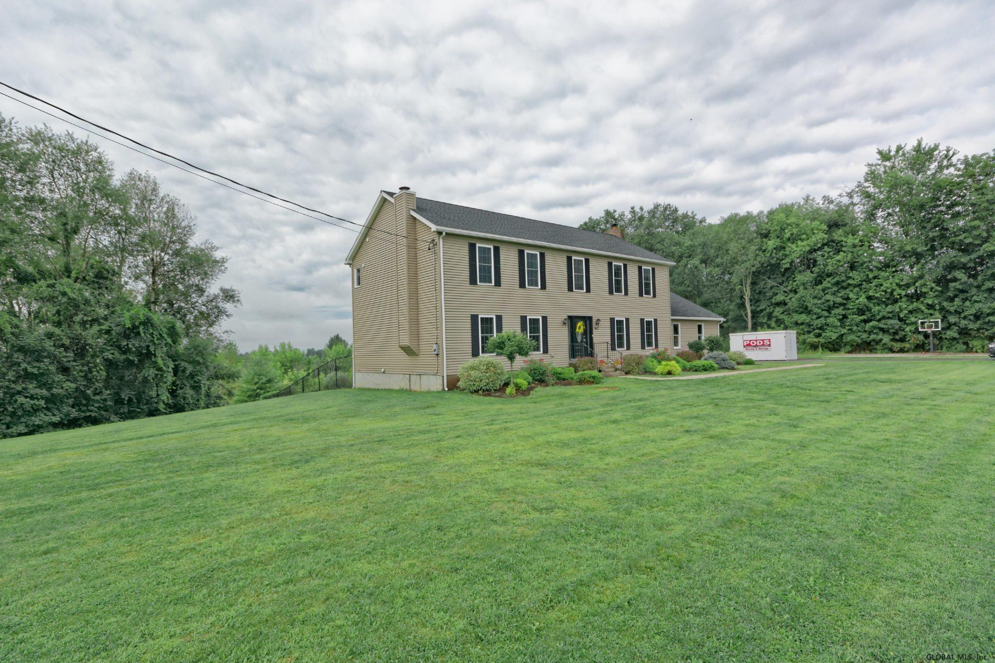 443 Log City Road Amsterdam, NY 12010 - Photo 3 of 39 Photo 3